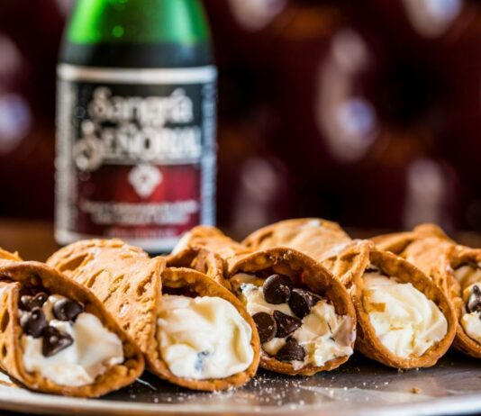 Cannoli, mali zalogaji sreće – delić Italije u Pomodoro restoranima Cannoli, mali zalogaji sreće – delić Italije u Pomodoro restoranima
