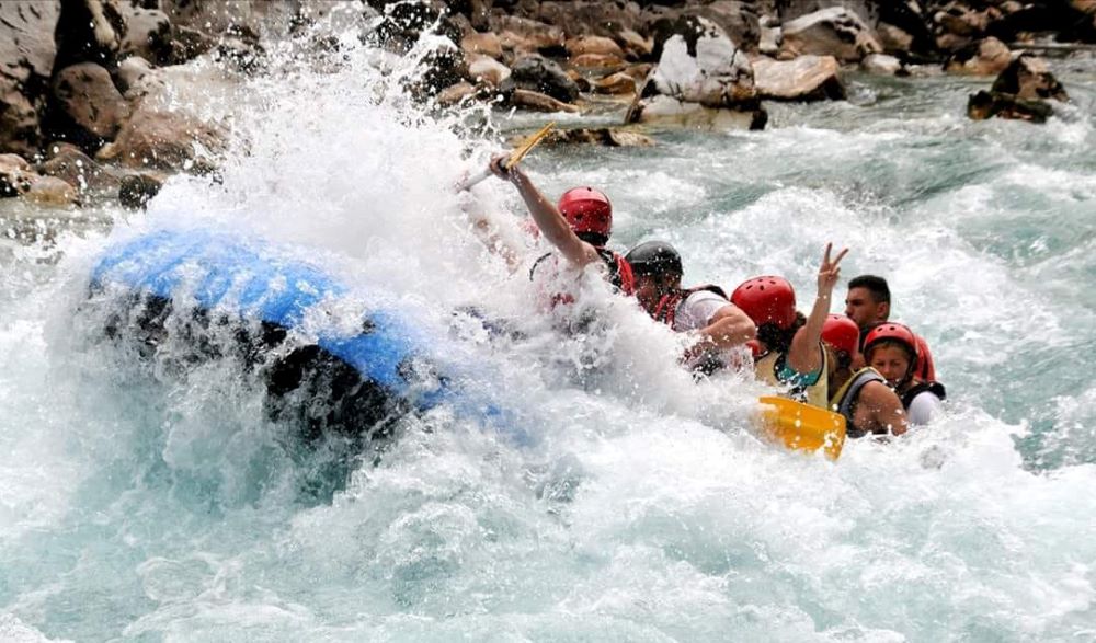 Rafting Tarom i kanjon Hrčavke - Savršena sinergija adrenalina i netaknute prirode