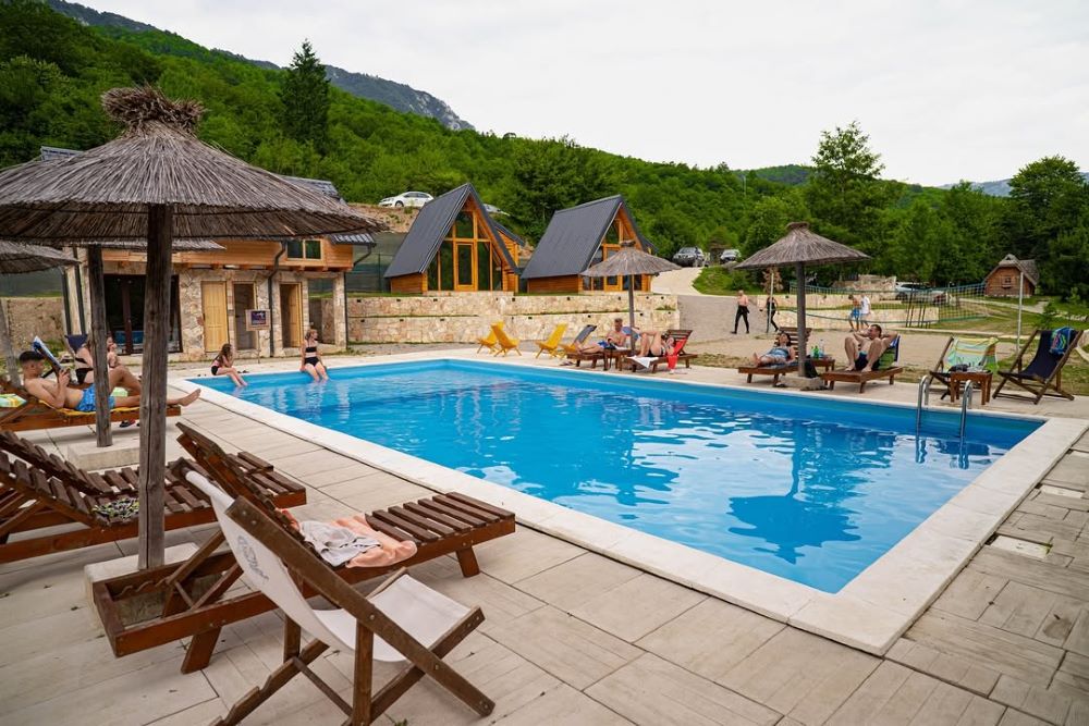 Uhvati-ritam-reke-rafting-na-Tari-avantura-počinje-u-Rajskoj-rijeci-02 Rajska rijeka -Tvoje mesto za najbolji odmor i nezaboravnu avanturu