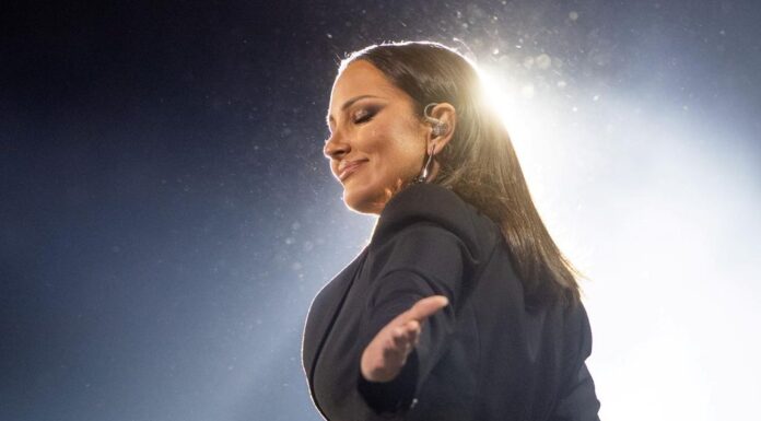 Aleksandra Prijović Doček Nove godine Aleksandra Prijović Doček Nove godine