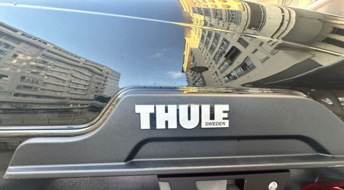 Kako se pravilno montira krovni kofer? Kako se pravilno montira krovni kofer?