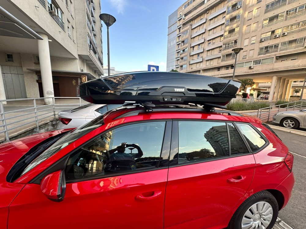 Kako se pravilno montira krovni kofer?