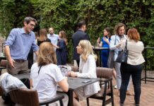 Networking je uspešniji kada su atmosfera i organizacija na nivou Networking je uspešniji kada su atmosfera i organizacija na nivou
