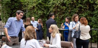 Networking je uspešniji kada su atmosfera i organizacija na nivou Networking je uspešniji kada su atmosfera i organizacija na nivou