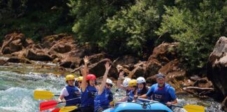 Rafting Tarom – da li ste okupili ekipu za sledeću avanturu? Rafting Tarom – da li ste okupili ekipu za sledeću avanturu?