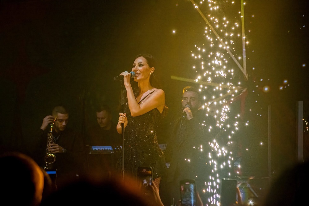 ceca-nova-godina (3)